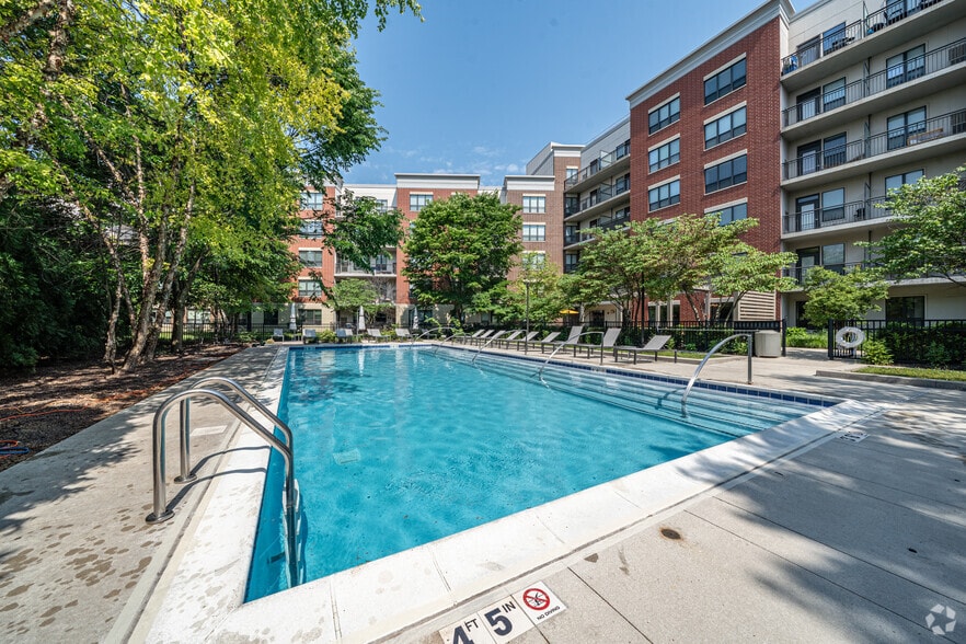 More Photos Of 9750 Crescent Park Cir, Orland Park Apartments For Lease