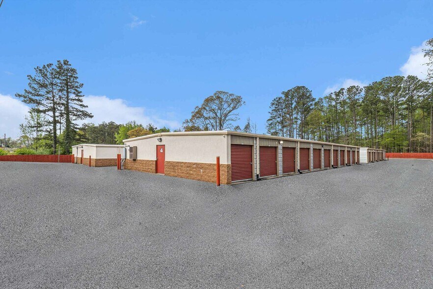 More Photos Of 6125 Feldwood Rd, Union City Self Storage For Sale