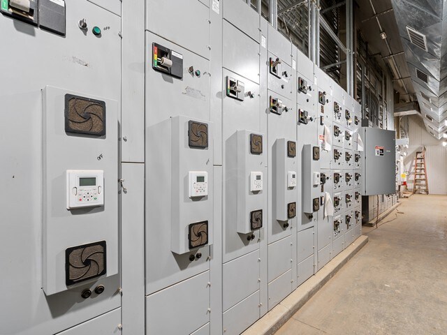 More Photos Of 405 Hoosier, Stanfield Food Processing For Lease