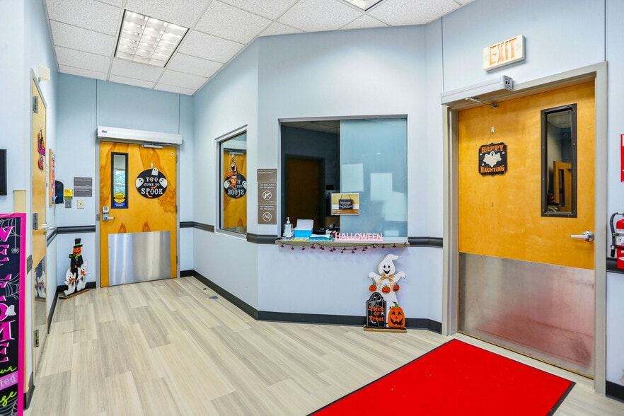 More Photos Of 137 Palo Alto Rd, San Antonio Healthcare For Sale