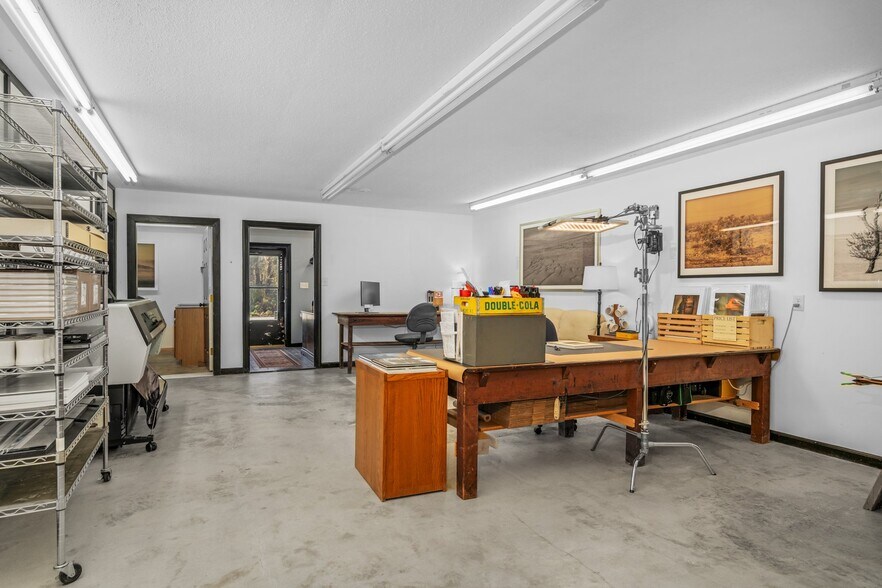 More Photos Of 323 Trevathan St, Rocky Mount Freestanding For Sale