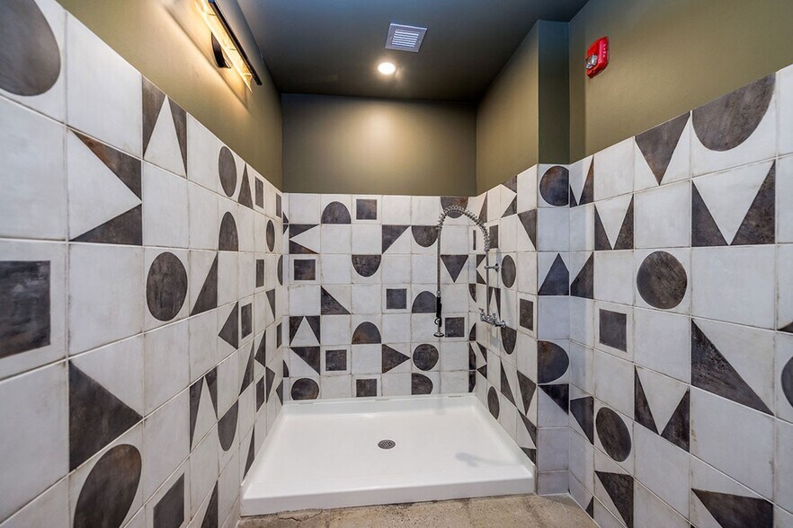 More Photos Of 401 E State St, Ithaca Apartments For Lease