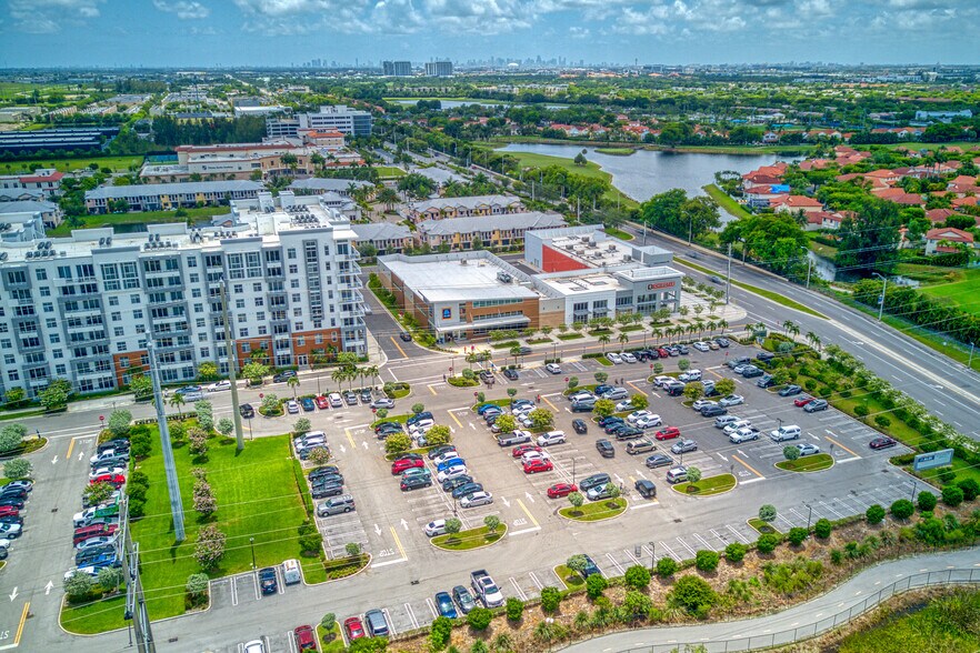 More Photos Of 5875 NW 105th Ct, Doral Storefront For Lease