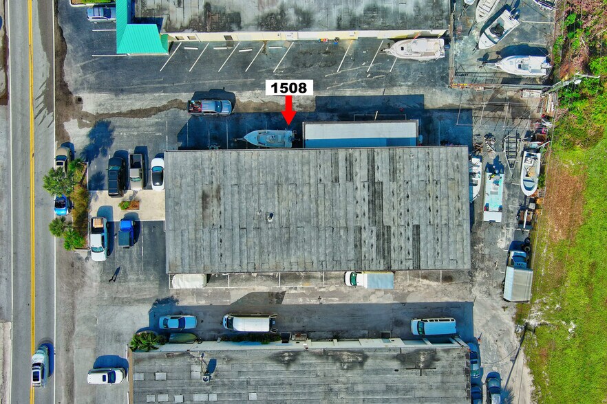 More Photos Of 1508 Cypress Dr, Jupiter Light Distribution For Sale