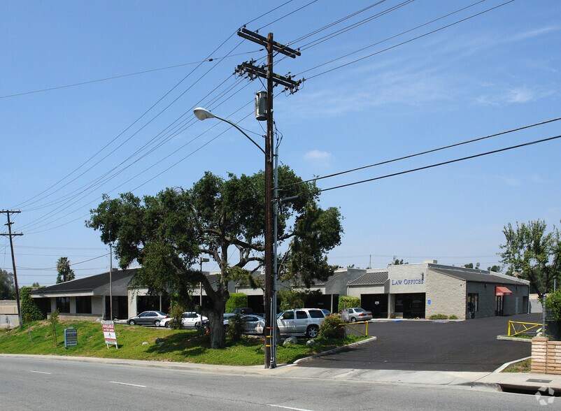 More Photos Of 3333 Central Ave, Riverside Office For Sale