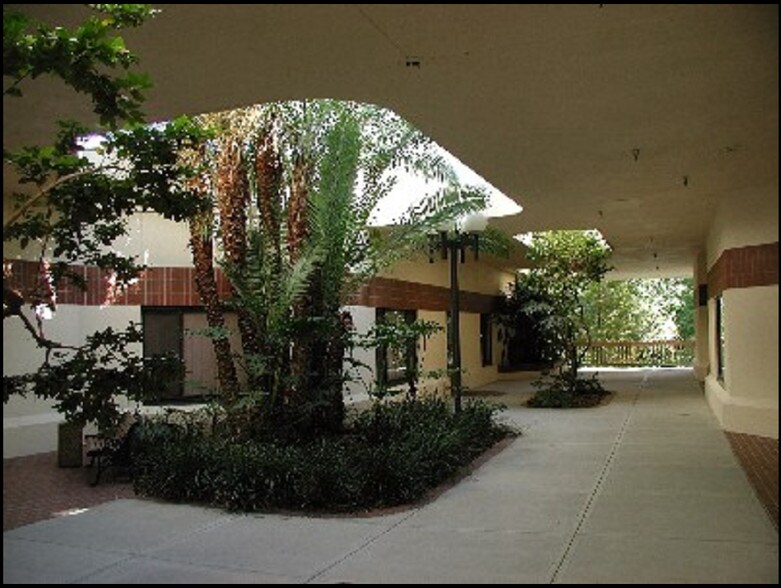 More Photos Of 2454 N McMullen Booth Rd, Clearwater Loft Creative Space For Lease