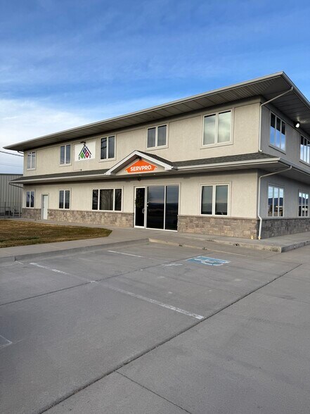 More Photos Of 2990 N Townsend Ave, Montrose Light Distribution For Sale