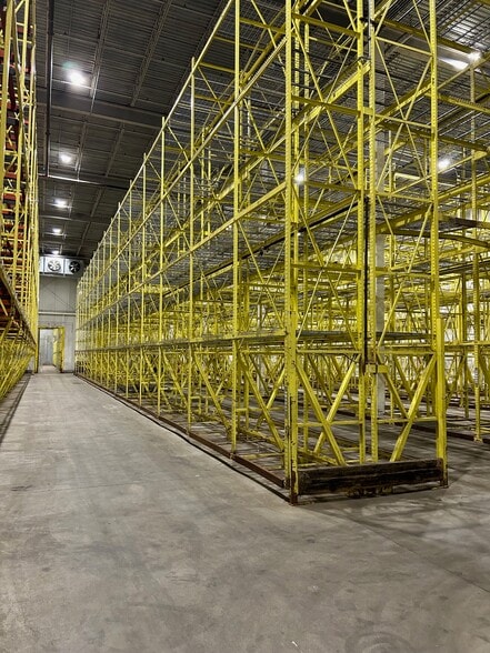 More Photos Of 12301 Farmington Rd, Livonia Food Processing For Sale