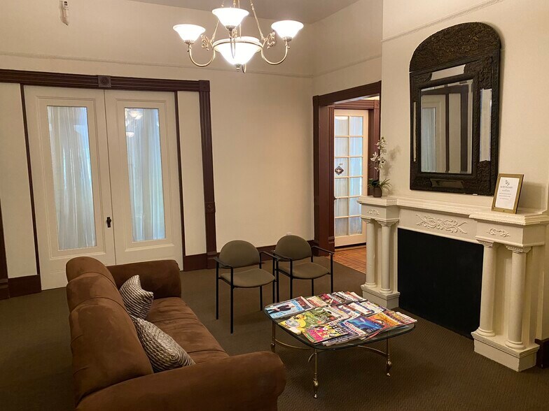More Photos Of 659 Cherry St, Santa Rosa Medical For Lease