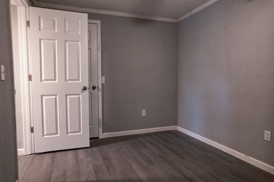 More Photos Of 2465 Benton Young Rd, Cookeville Apartments For Sale