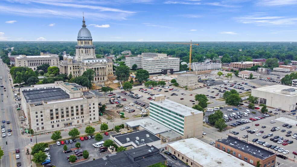 More Photos Of 101 E Adams St, Springfield Hotel For Sale