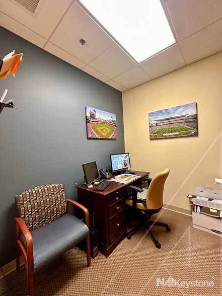 More Photos Of 2758 Century Blvd, Reading Office For Lease