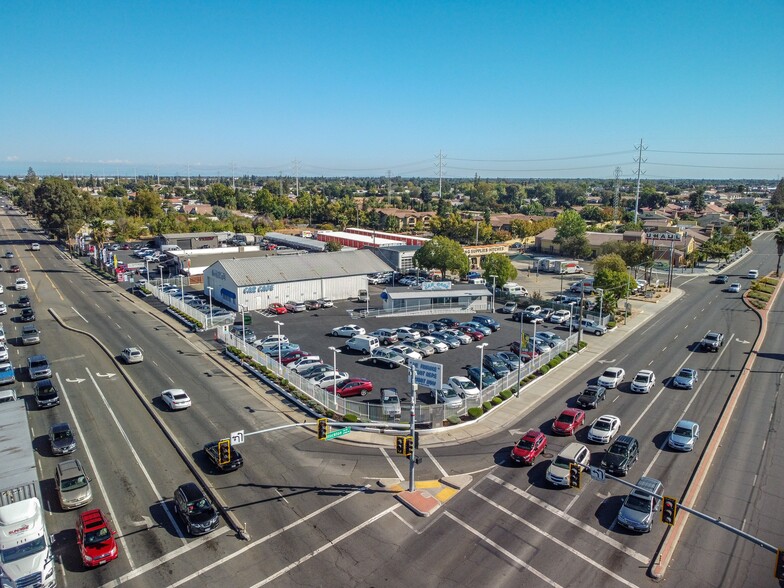 More Photos Of 6401 Stockton Blvd, Sacramento Auto Repair For Sale