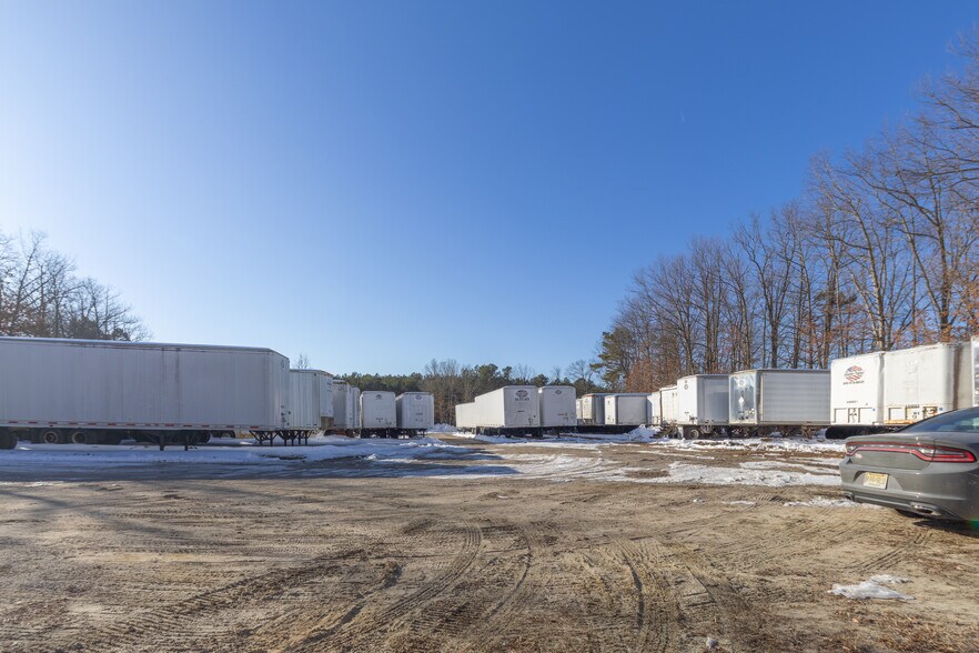 More Photos Of 500 Industrial Dr, Chesilhurst Land For Lease