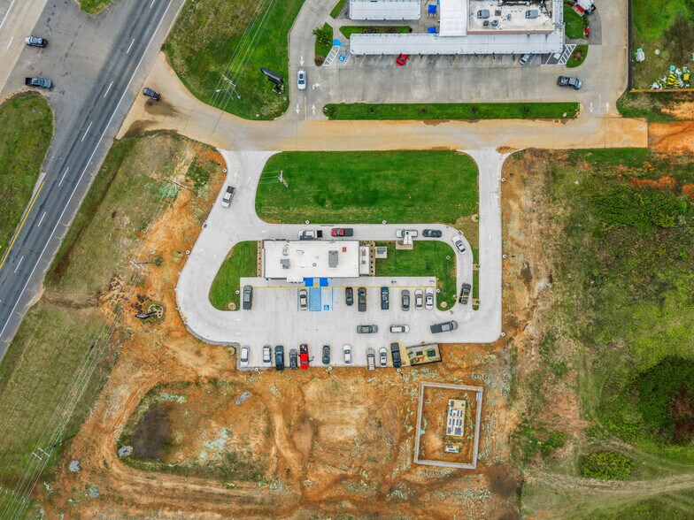 More Photos Of 2370 Hwy171 Hwy, Stonewall Fast Food For Sale