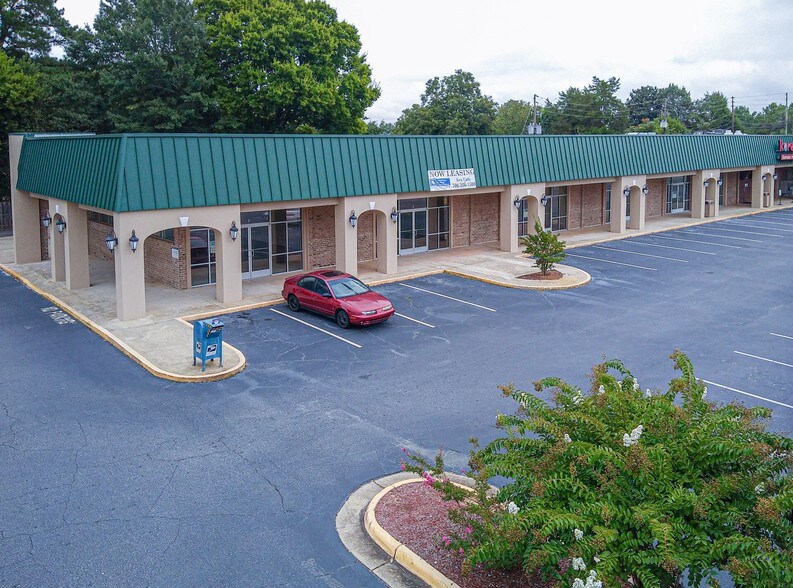 More Photos Of 5828 Moon Rd, Columbus Storefront For Lease