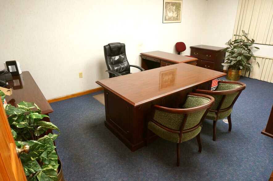 More Photos Of 10235 W Sample Rd, Coral Springs Medical For Sale