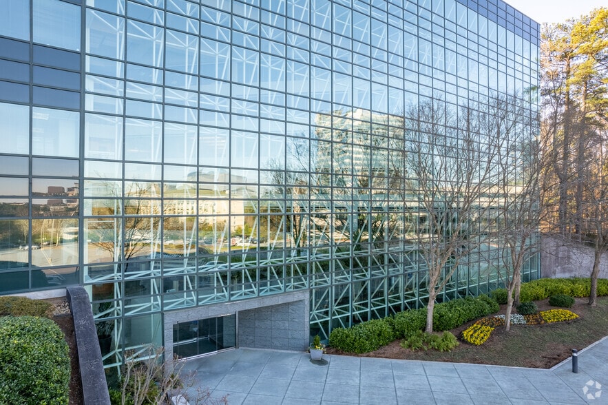 More Photos Of 4170 Ashford Dunwoody Rd NE, Atlanta Office For Lease