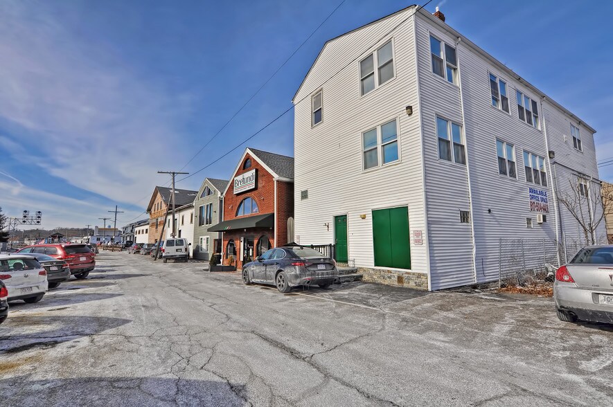 Primary Photo Of 14 Felton St, Waltham Office For Lease