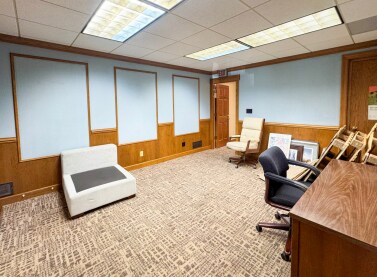 More Photos Of 328 N 76th St, Milwaukee Office For Sale