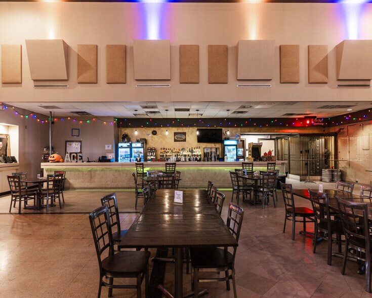 More Photos Of 145 E 8th Ave, Homestead General Retail For Lease