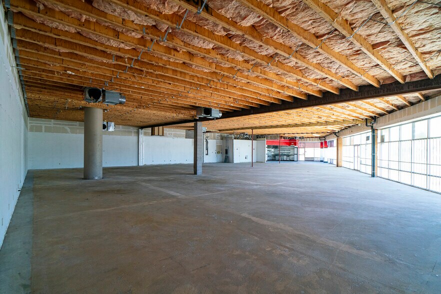 More Photos Of 800 S Main St, Las Vegas Storefront Retail Office For Sale