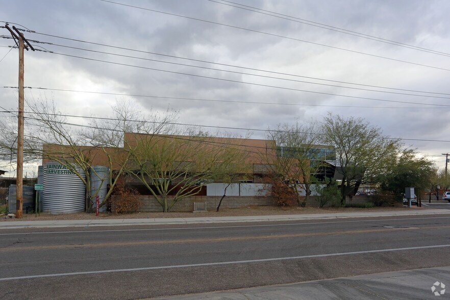 More Photos Of 3366 N Dodge Blvd, Tucson Research And Development For Sale