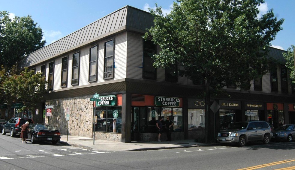 More Photos Of 4 Haven Ave, Port Washington Storefront Retail Office For Lease