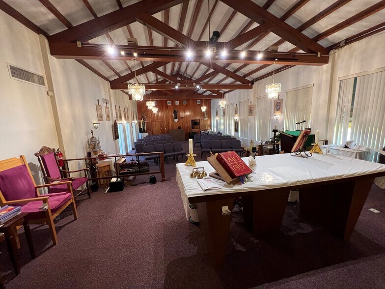 More Photos Of 911 Sunrise Blvd, Fort Pierce Religious Facility For Sale