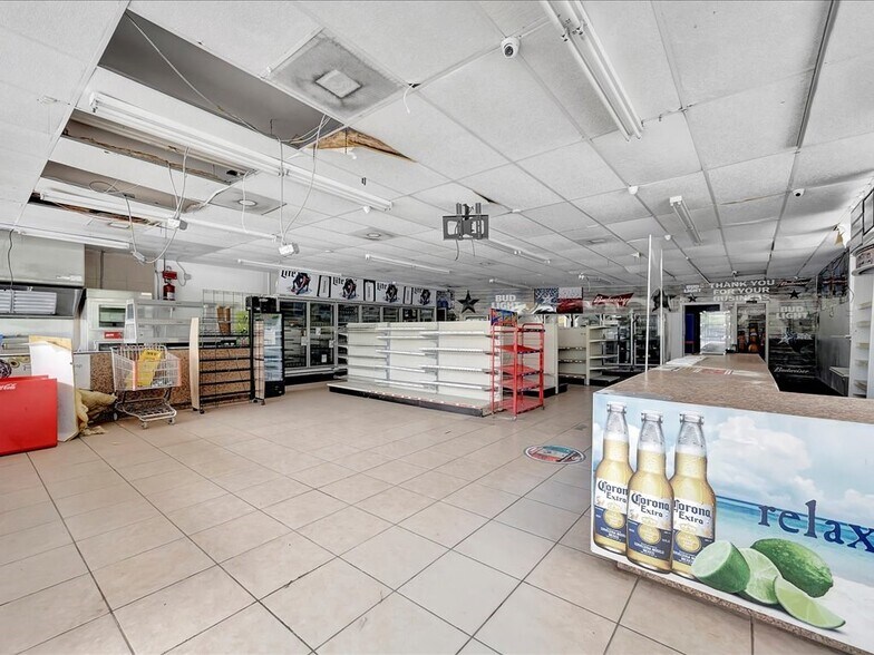 More Photos Of 125 S FM 1194, Lufkin Convenience Store For Sale
