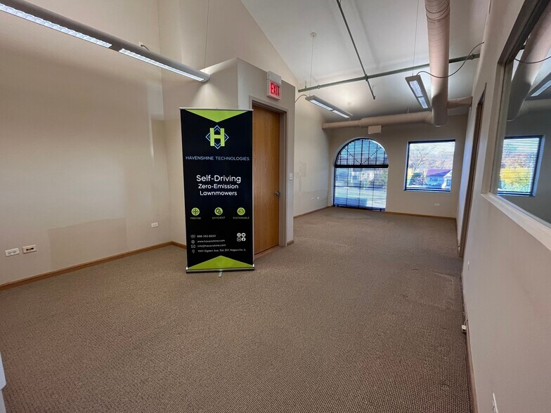 More Photos Of 1001 E Ogden Ave, Naperville Medical For Lease