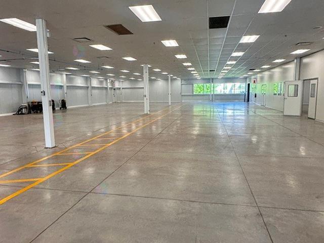 More Photos Of 4160 Hwy Desserte Sud Laval (A-440), Laval Industrial For Lease