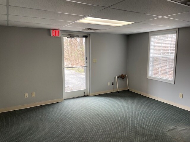 More Photos Of 2503 Wilma Rudolph Blvd, Clarksville Office For Lease