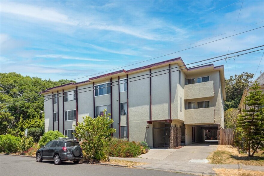 More Photos Of 2231-2233 Grant St, Berkeley Apartments For Sale