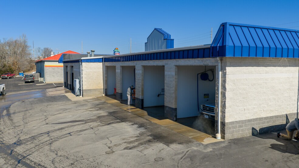 More Photos Of 949 Highway 42, Osage Beach Carwash For Sale