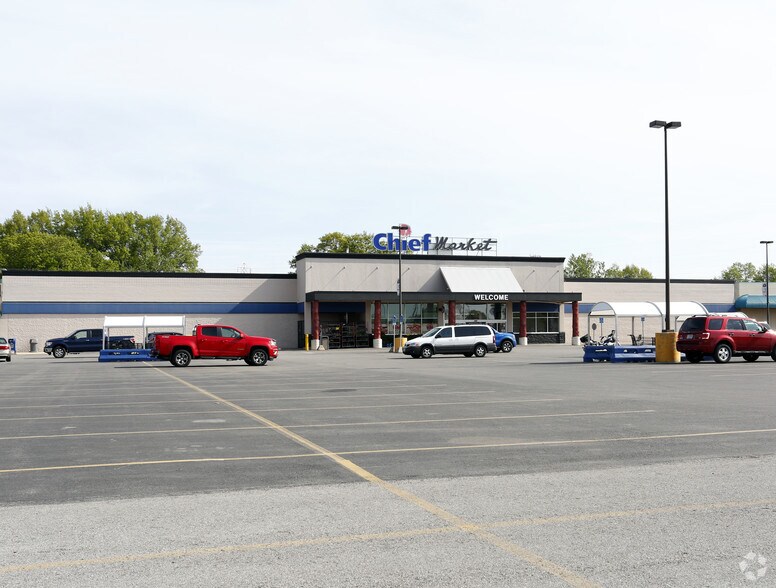 More Photos Of 120-260 W Northern Ave, Lima Unknown For Lease