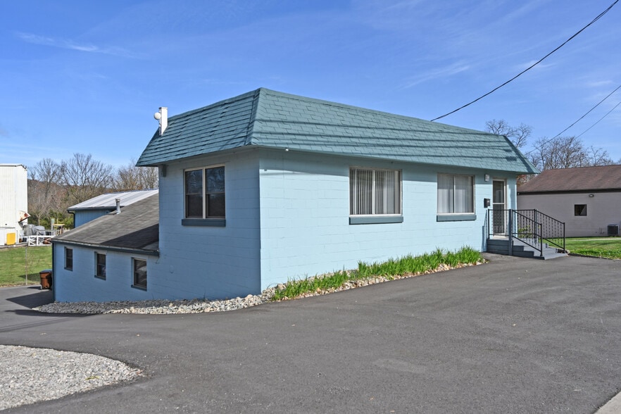 Primary Photo Of 340 W Main St, Batavia Office For Sale