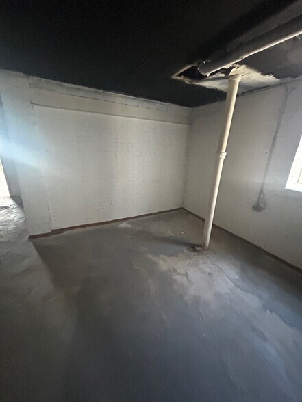 More Photos Of 3205 Kendall St, Detroit Apartments For Sale