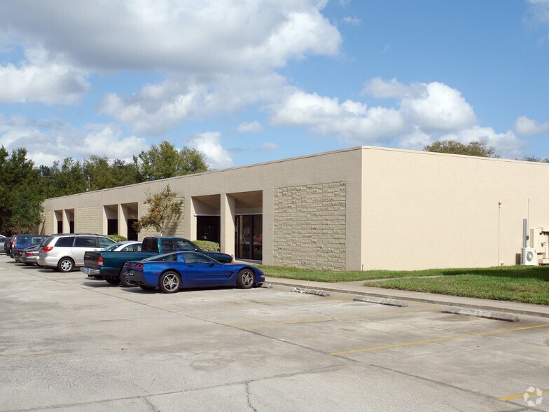 More Photos Of 1425-1431 Chaffee Dr, Titusville Light Manufacturing For Lease