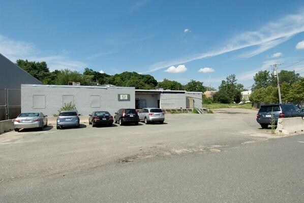 More Photos Of 1 Griffin Way, Chelsea Food Processing For Lease