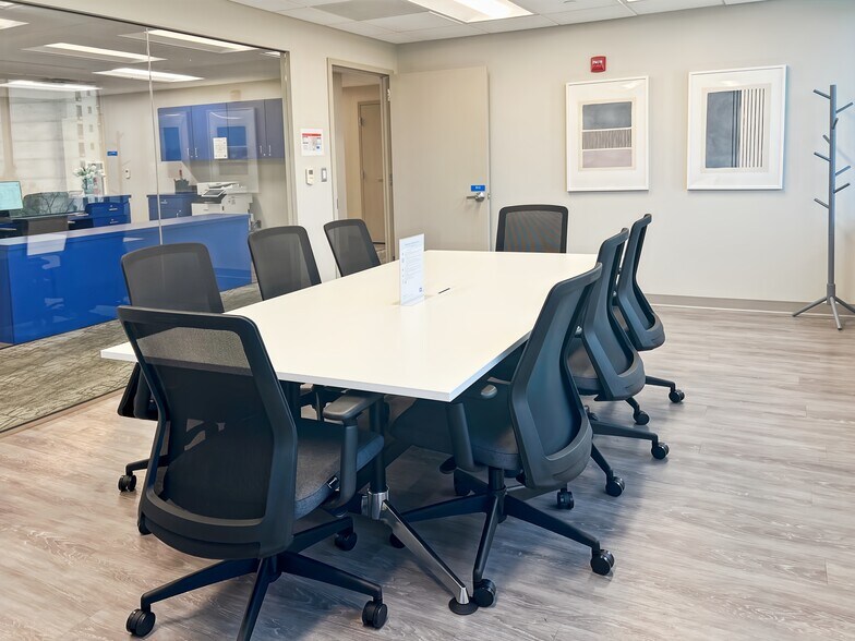 More Photos Of 5904 Richmond Hwy, Alexandria Coworking Space