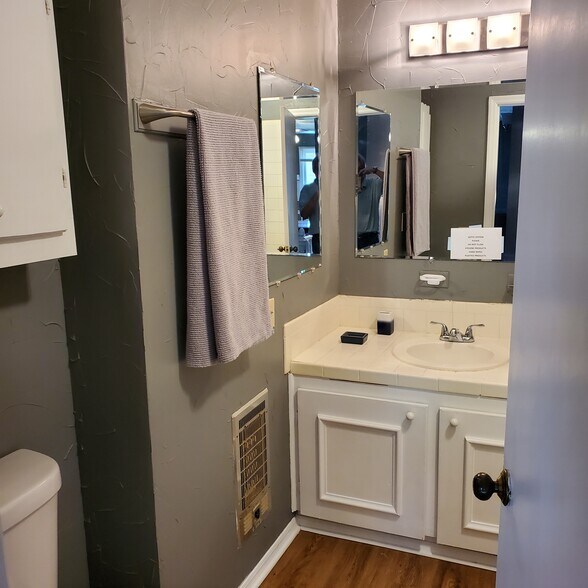 More Photos Of 14694 Wallace Pike, Abingdon Multifamily For Sale