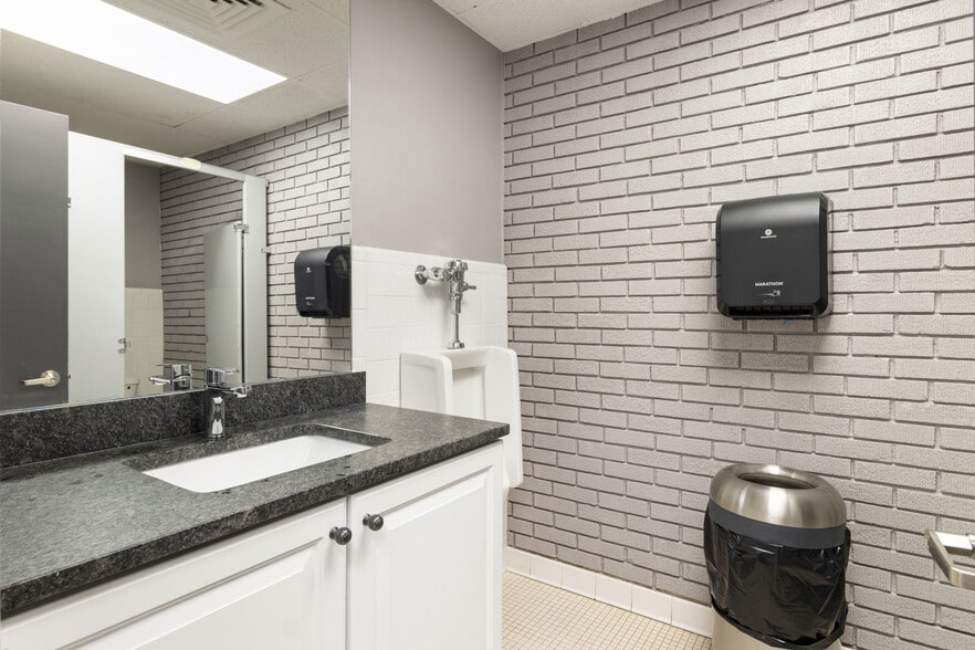 More Photos Of 20411 W 12 Mile Rd, Southfield Office For Sale