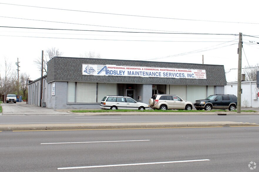 Primary Photo Of 5149-5151 N Keystone Ave, Indianapolis Flex For Sale