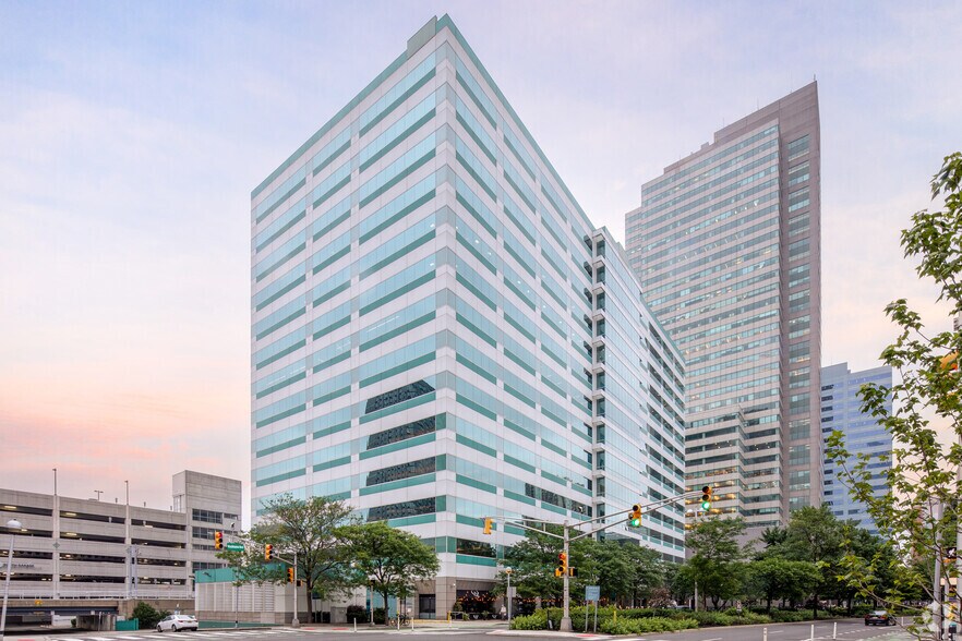 More Photos Of 499 Washington Blvd, Jersey City Office For Lease