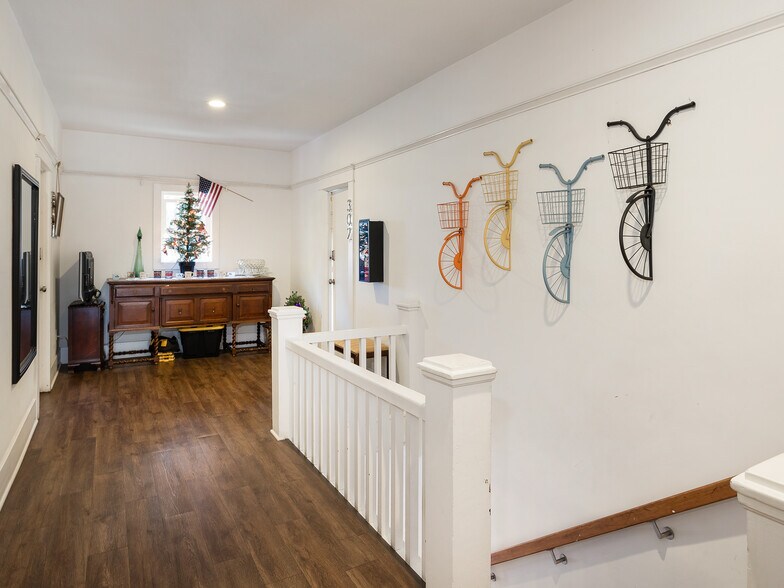 More Photos Of 221 Concord St, El Segundo Apartments For Sale