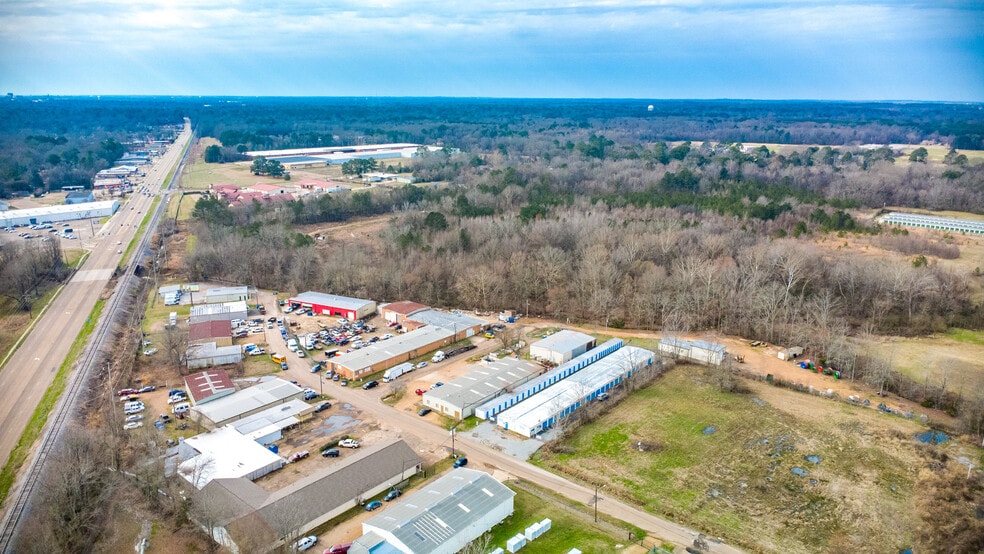 More Photos Of 5849 N Commerce Plz, Jackson Self Storage For Sale