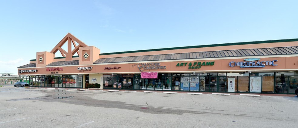 More Photos Of 1501-1551 E Commercial Blvd, Oakland Park Unknown For Lease