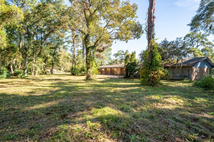 More Photos Of 1810 Ribaut Rd, Port Royal Convenience Store For Sale