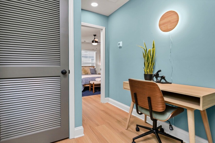 More Photos Of 816 Shull St, West Columbia Apartments For Sale